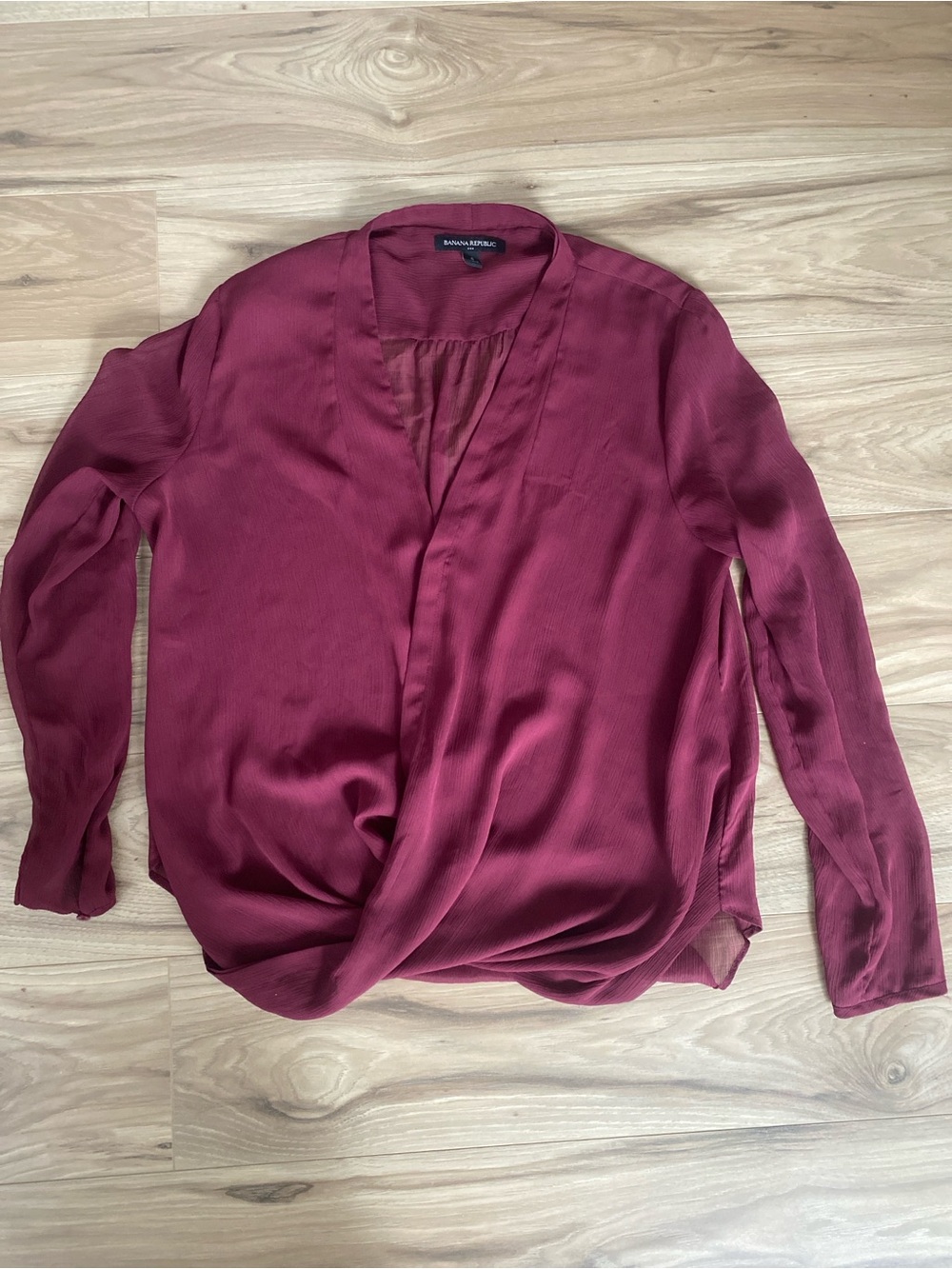 Banana Republic Men's Wine Red Long-Sleeve Twist Front Blouse